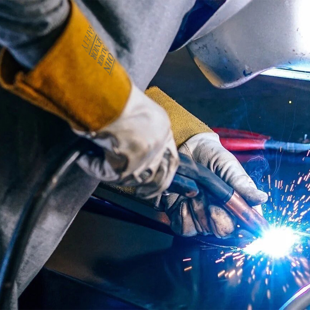 Welding gloves